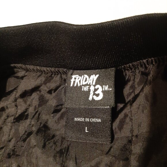 Friday The 13th Jason Voorhees logo F13 Hot Topic Bomber Jacket Large like new - Picture 13 of 13